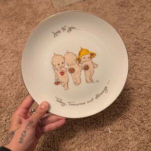 Vintage Decorative Plate with kewpie Cherubs